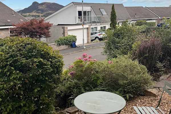 House sit in Edinburgh, United Kingdom