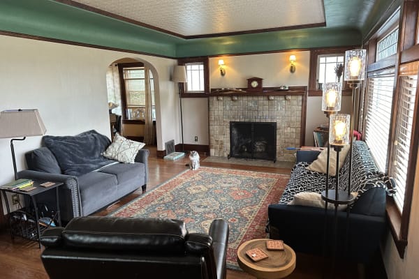 House sit in Bremerton, WA, US