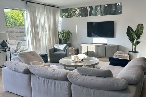 House sit in Venice, CA, US