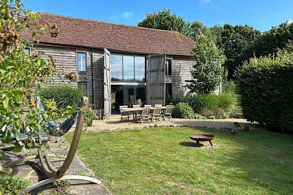 House sit in Petworth, United Kingdom
