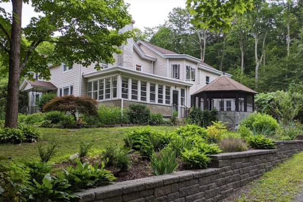 House sit in Saugerties, NY, US