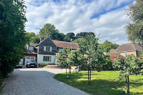 House sit in Nayland, United Kingdom