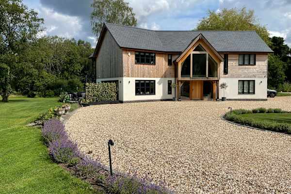 House sit in Elstead, United Kingdom