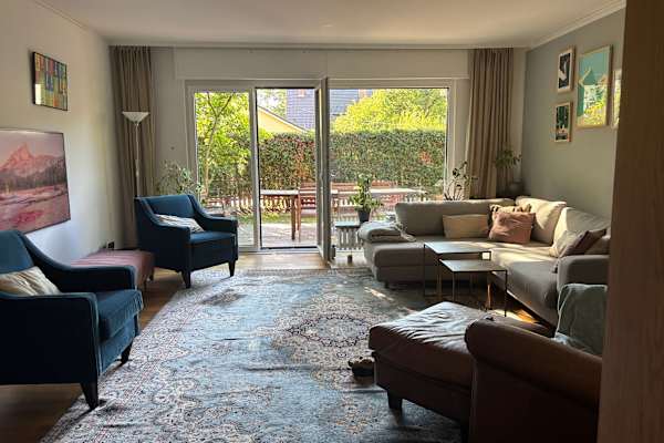 House sit in Berlin, Germany