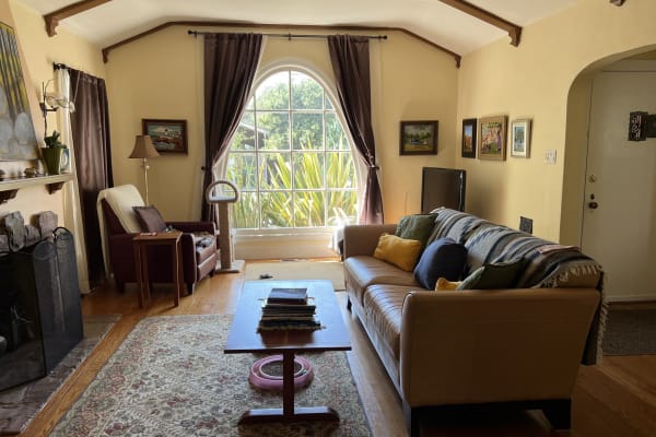 House sit in Alameda, CA, US