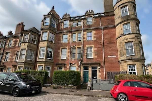 House sit in Edinburgh, United Kingdom