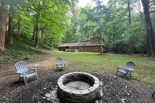 House sit in Tucker, GA, US