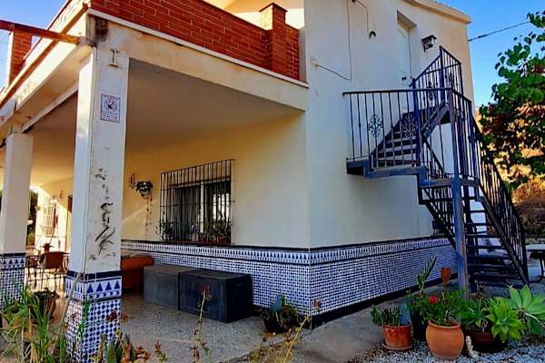 House sit in Sayalonga, Spain