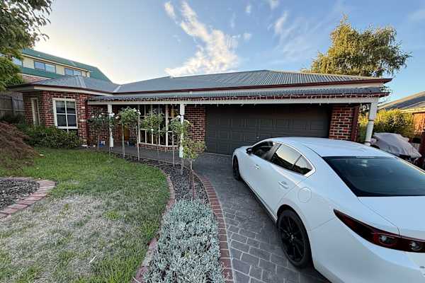 House sit in Frankston East, VIC, Australia
