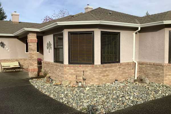 House sit in Qualicum Beach, BC, Canada