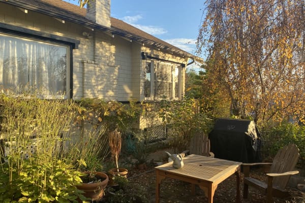 House sit in Oakland, CA, US