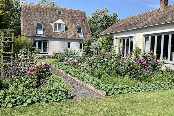 House sit in Newmarket, United Kingdom
