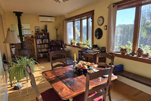 House sit in Boston, MA, US