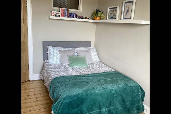 House sit in Edinburgh, United Kingdom