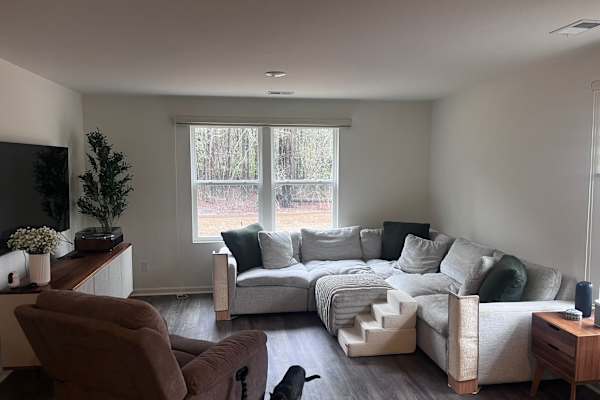 House sit in Columbia, SC, US