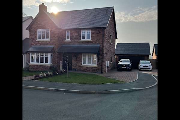 House sit in Oswestry, United Kingdom