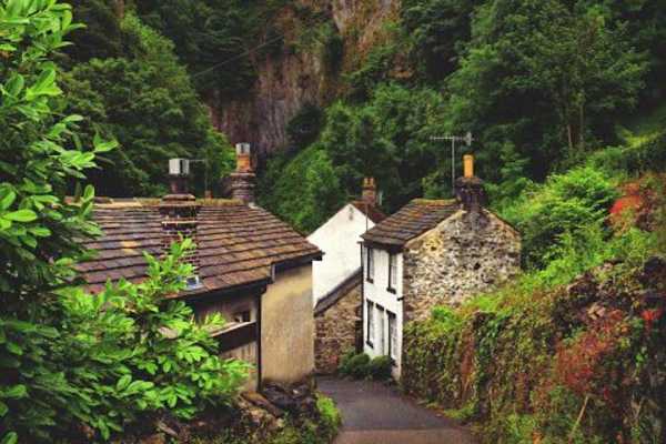 House sit in Castleton, United Kingdom