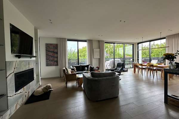 House sit in Melbourne, VIC, Australia