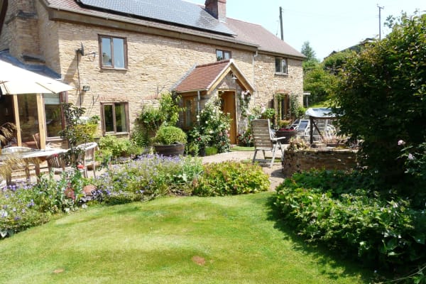 House sit in Ross on Wye, United Kingdom