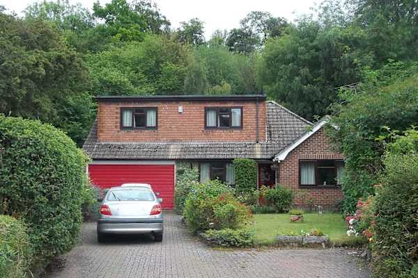 House sit in Marlow, United Kingdom