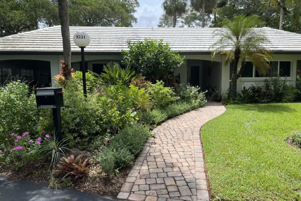 House sit in Pompano Beach, FL, US
