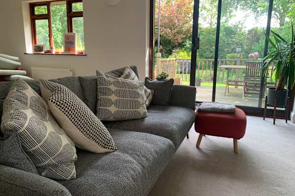 House sit in Chearsley, United Kingdom
