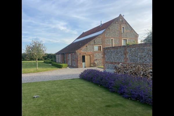 House sit in Holt, United Kingdom