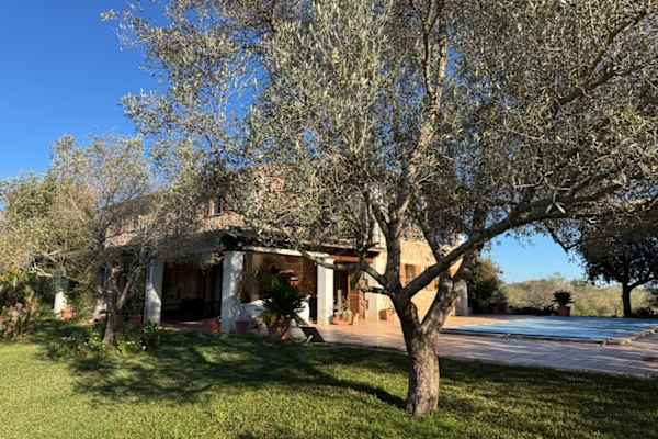 House sit in Binissalem, Spain