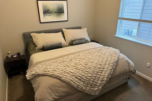 House sit in Erie, CO, US