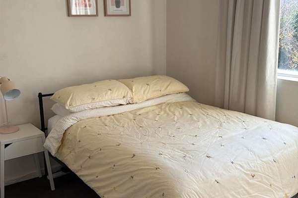 House sit in Melbourne, VIC, Australia