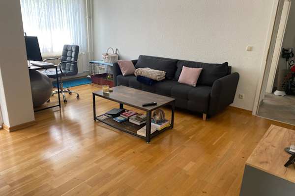 House sit in Berlin, Germany