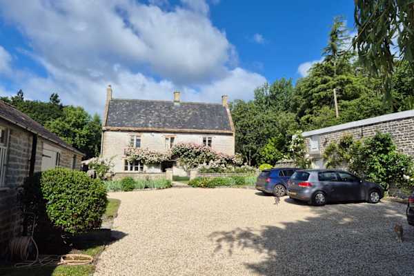 House sit in Castle Cary, United Kingdom