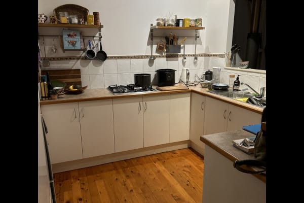 House sit in Tamborine Mountain, QLD, Australia