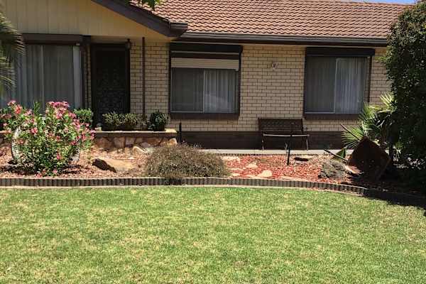 House sit in Salisbury East, SA, Australia