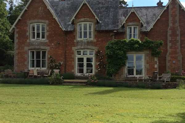 House sit in Lacock, United Kingdom