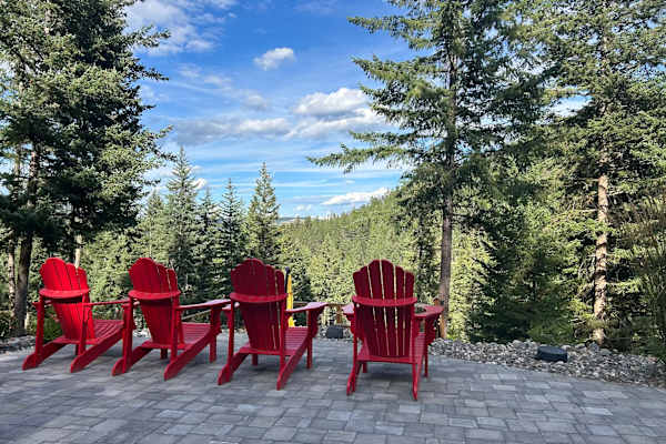 House sit in Vernon, BC, Canada