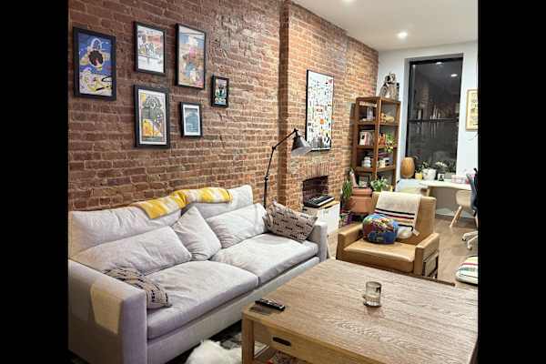 House sit in Brooklyn, NY, US