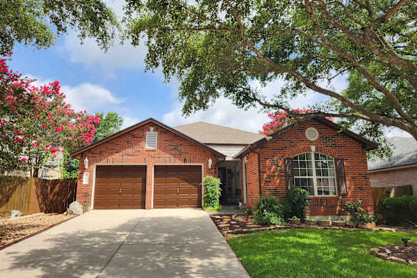 House sit in San Antonio, TX, US