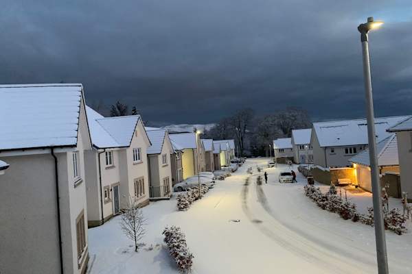 House sit in Penicuik, United Kingdom