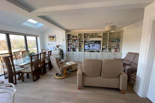 House sit in Poynton, United Kingdom