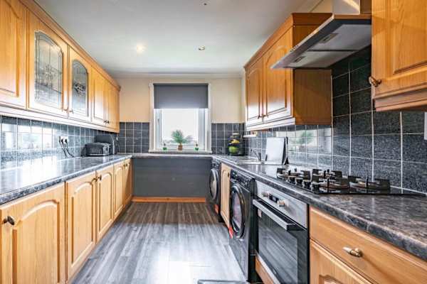House sit in Glasgow, United Kingdom