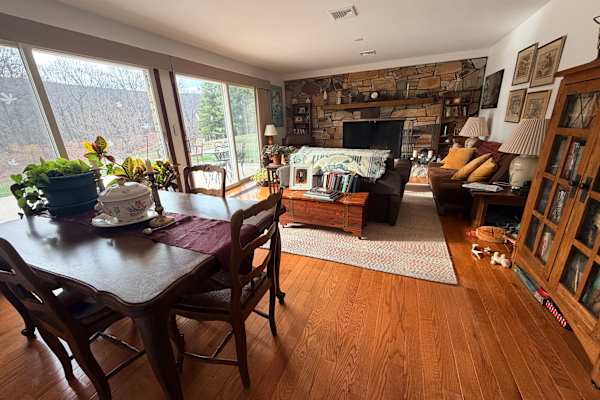 House sit in Garrison, NY, US