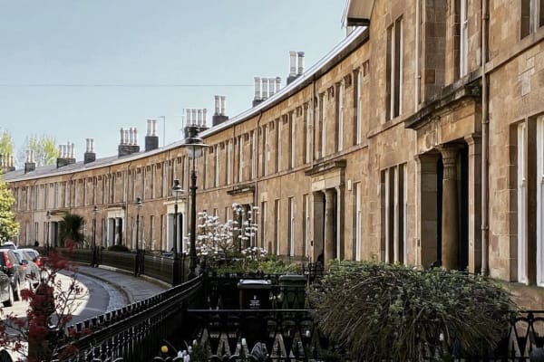 House sit in Glasgow, United Kingdom