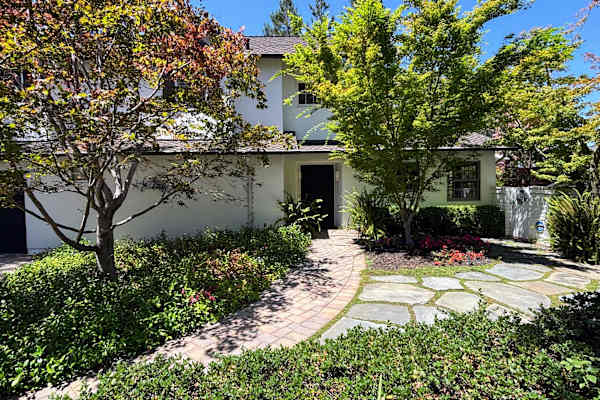 House sit in Menlo Park, CA, US
