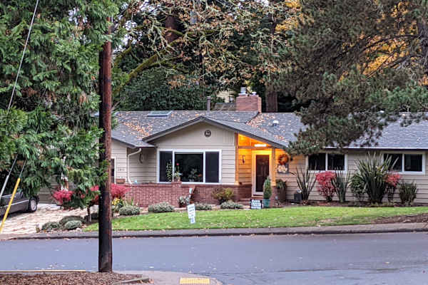 House sit in Corvallis, OR, US