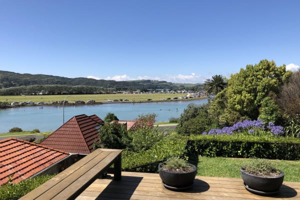 House sit in Raglan, New Zealand
