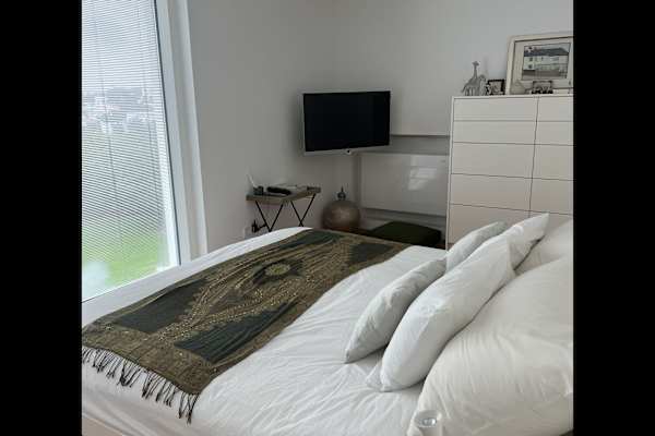 House sit in Carvoeiro, Portugal