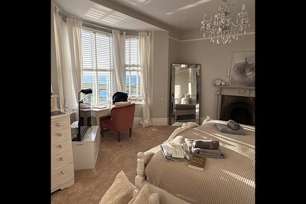 House sit in Newquay, United Kingdom