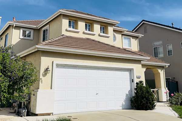 House sit in Sacramento, CA, US