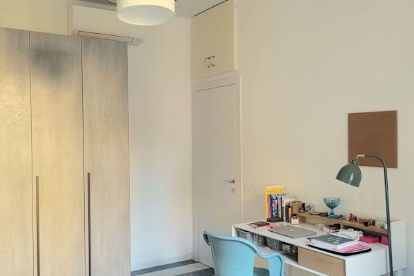 House sit in Milan, Italy
